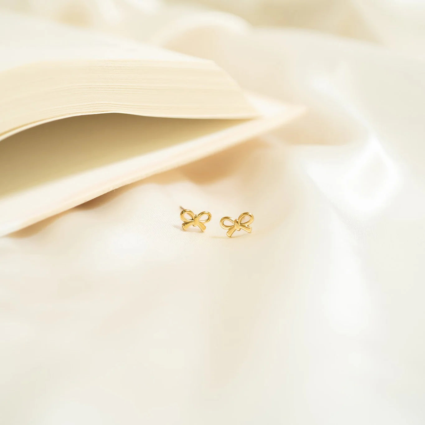 Bow Studs