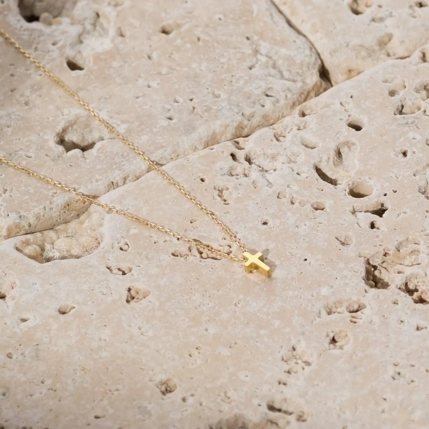 Dainty Cross