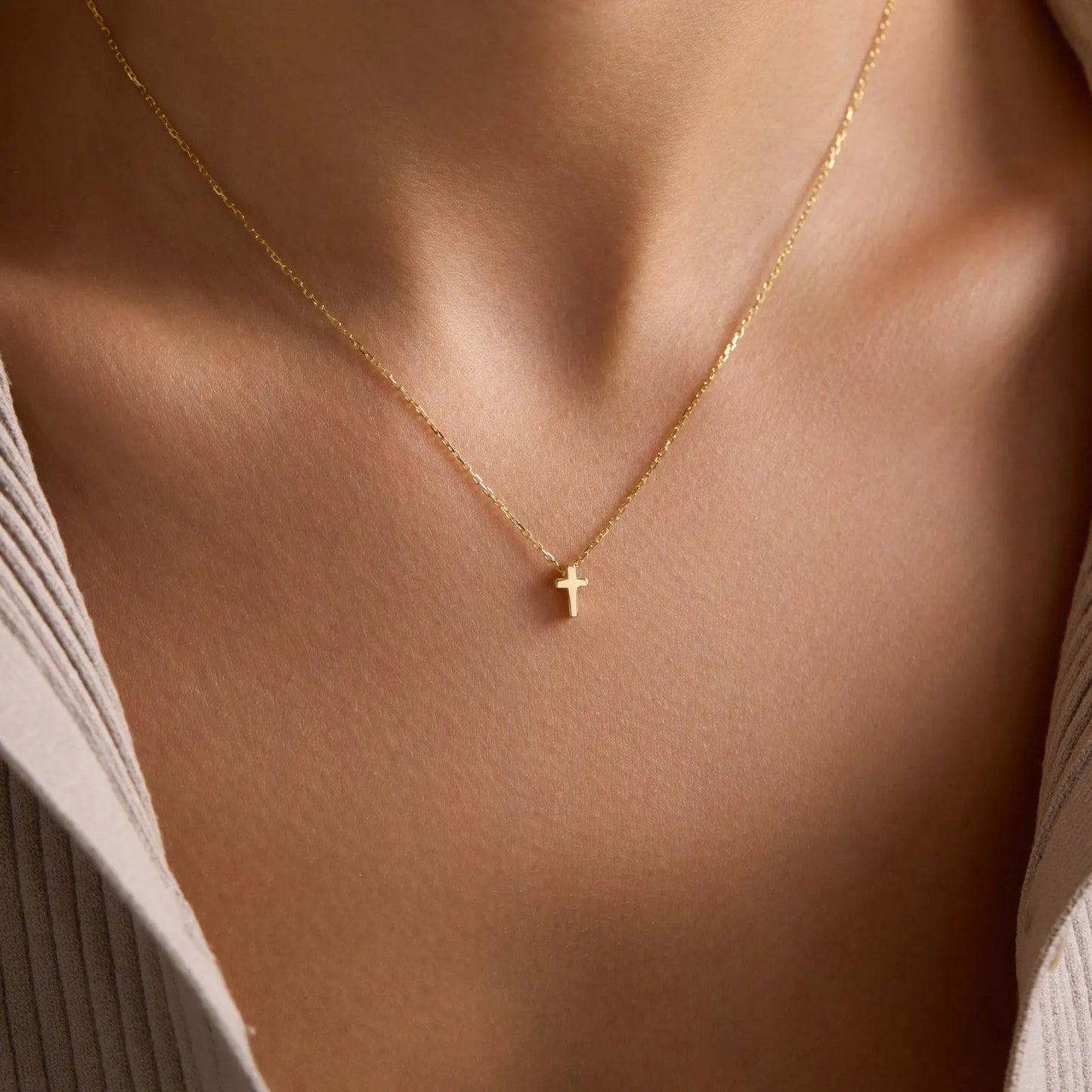 Dainty Cross